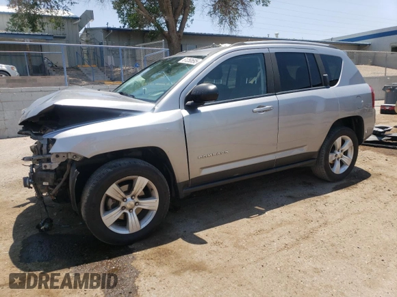 2016 Jeep Compass Sport z VIN 1C4NJDBB8GD631624, wystawiony jako Copart lot #61250695 z przebiegiem 124 133 mil mil oraz Szkoda całkowita • Salvage title. Historia ofert i sprzedaży dostępna na DreamBid. Obrazek 1.