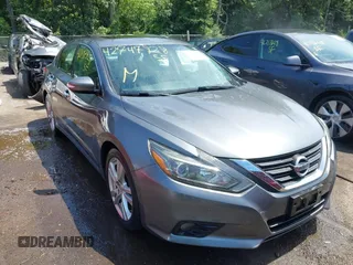 2016 Nissan Altima SR with VIN 1N4BL3AP1GC164028, listed as a IAAI auction lot 42747828 with 87,635 mi miles and . Bid and sale history available at DreamBid. Image 1.