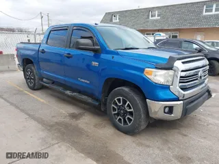 2017 Toyota Tundra 4WD SR5 with VIN 5TFDW5F13HX661540, listed as a IAAI auction lot 41865611 with 177,243 mi miles. Bid and sale history available at carsss.com. Image 1.