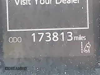 2019 Toyota Camry LE z VIN 4T1B11HK8KU708943, wystawiony jako IAAI lot #42221233 z przebiegiem 173 813 mil mil oraz . Historia ofert i sprzedaży dostępna na DreamBid. Obrazek 16.