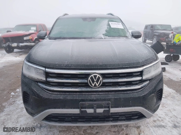 2021 Volkswagen Atlas 3.6L V6 SE w/Technology with VIN 1V2HR2CA9MC574558, listed as a IAAI auction lot 41296583 with 50,267 mi miles. Bid and sale history available at carsss.com. Image 13.