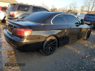 2012 BMW 3 Series 328i z VIN WBADW3C51CE824263, wystawiony jako Copart lot #42256095 z przebiegiem 181 022 mil mil oraz Nie do naprawy • Non repairable. Historia ofert i sprzedaży dostępna na DreamBid. Obrazek 3.