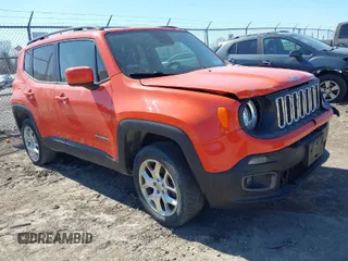 2015 Jeep Renegade Latitude with VIN ZACCJBBT7FPB40787, listed as a IAAI auction lot 41853485 with 125,360 mi miles. Bid and sale history available at carsss.com. Image 1.