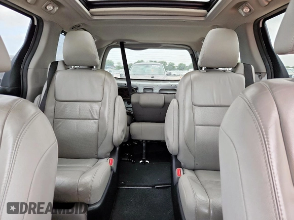 2015 Toyota Sienna XLE with VIN 5TDYK3DC4FS617099, listed as a Copart auction lot 61128025 with 114,508 mi miles and Salvage title. Bid and sale history available at DreamBid. Image 10.