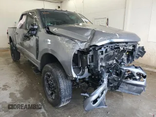 2024 Ford F-250 XL with VIN 1FT8W2BT4REF94743, listed as a Copart auction lot 59032215 with 6,661 mi miles and Salvage title. Bid and sale history available at DreamBid. Image 4.