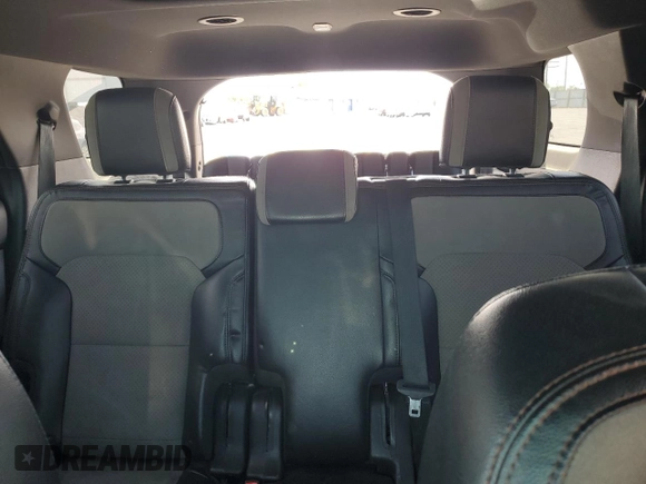 2017 Ford Explorer XLT with VIN 1FM5K8D81HGA05513, listed as a Copart auction lot 62492985 with 121,729 mi miles and Salvage title. Bid and sale history available at DreamBid. Image 10.