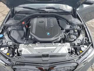 2022 BMW 3 Series M340i xDrive with VIN WBA5U9C07NFM06921, listed as a Copart auction lot 64725683 with 16,994 mi miles and . Bid and sale history available at DreamBid. Image 11.