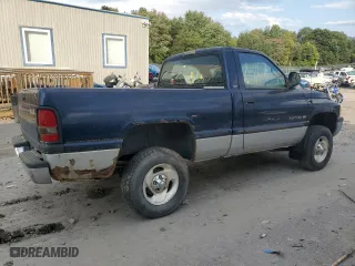 2001 Dodge Ram 1500 with VIN 1B7HF16Y81S774099, listed as a Copart auction lot 70673934 with 0 mi miles and Salvage Title. Bid and sale history available at carsss.com. Image 3.