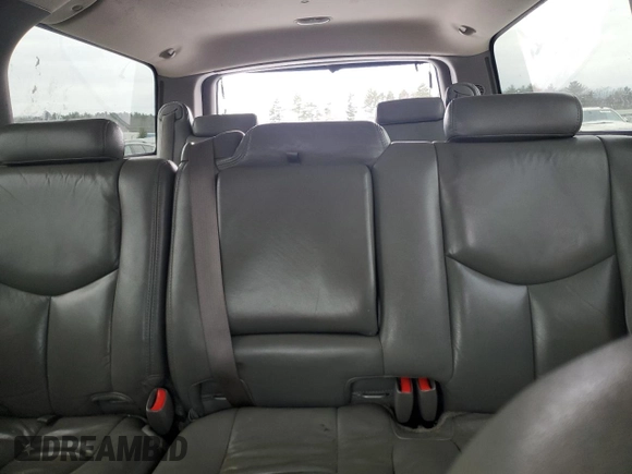 2006 Chevrolet Suburban LS with VIN 1GNFK16Z06J103204, listed as a Copart auction lot 83678584 with 207,678 mi miles and Salvage Title. Bid and sale history available at carsss.com. Image 10.