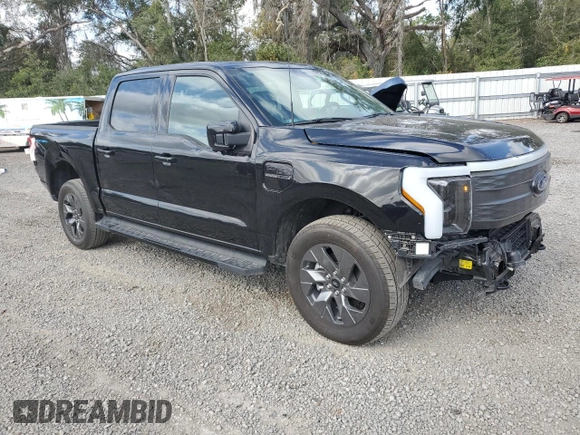 2022 Ford F-150 Lightning Pro z VIN 1FT6W1EV4NWG14041, wystawiony jako Copart lot #85252844 z przebiegiem 31 093 mil mil oraz Szkoda całkowita • Salvage title. Historia ofert i sprzedaży dostępna na DreamBid. Obrazek 4.