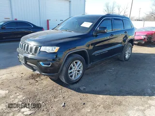 2017 Jeep Grand Cherokee Laredo with VIN 1C4RJFAG0HC674615, listed as a IAAI auction lot 41498307 with 91,899 mi miles. Bid and sale history available at carsss.com. Image 18.