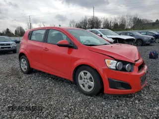 2015 Chevrolet Sonic LS with VIN 1G1JA6SG2F4182793, listed as a Copart auction lot 43841065 with 63,195 mi miles and Salvage title. Bid and sale history available at DreamBid. Image 4.