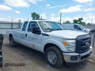 2016 Ford F-250 XLT with VIN 1FT7X2A69GEB79628, listed as a IAAI auction lot 42443523 with 213,039 mi miles and . Bid and sale history available at DreamBid. Image 1.