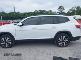 2024 Volkswagen Atlas SE with VIN 1V2JR2CA3RC614867, listed as a IAAI auction lot 42213818 with 6,832 mi miles and . Bid and sale history available at DreamBid. Image 14.