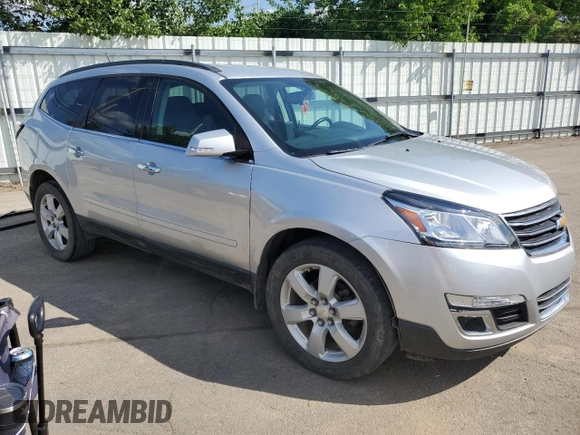 2016 Chevrolet Traverse LT z VIN 1GNKRGKD5GJ336391, wystawiony jako Copart lot #56931485 z przebiegiem 122 789 mil mil oraz Szkoda całkowita • Salvage title. Historia ofert i sprzedaży dostępna na DreamBid. Obrazek 4.