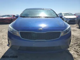 2017 Kia Forte LX with VIN 3KPFK4A76HE029500, listed as a Copart auction lot 47666495 with 86,191 mi miles and Salvage Title. Bid and sale history available at carsss.com. Image 5.