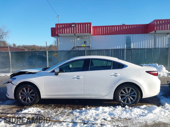 2021 Mazda 6 Sport with VIN JM1GL1UM8M1612598, listed as a IAAI auction lot 41277726 with 19,415 mi miles and . Bid and sale history available at carsss.com. Image 14.
