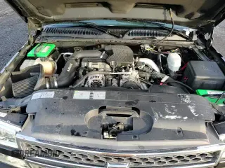 2005 Chevrolet Silverado 3500 LT с VIN 1GCJC33275F832997, выставлен на аукционе Copart как лот 84174064 с пробегом 205 523 миль миль и Списание • Salvage title. История ставок и продаж доступна на DreamBid. Изображение 13.