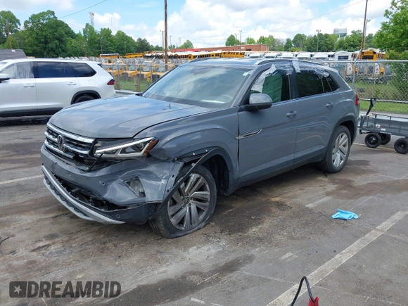 2020 Volkswagen Atlas с VIN 1V2YC2CA4LC215683, выставлен на аукционе IAAI как лот 42235522 с пробегом 53 189 миль миль и . История ставок и продаж доступна на DreamBid. Изображение 16.