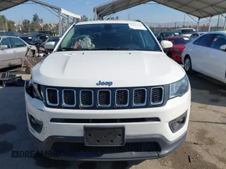 2020 Jeep Compass Altitude z VIN 3C4NJCBB8LT124978, wystawiony jako IAAI lot #42084990 z przebiegiem 101 501 mil mil oraz . Historia ofert i sprzedaży dostępna na DreamBid. Obrazek 12.