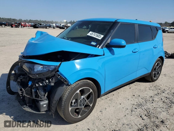 2023 Kia Soul EX with VIN KNDJ33AU8P7209969, listed as a Copart auction lot 45741605 with 19,655 mi miles and Salvage Title. Bid and sale history available at carsss.com. Image 1.