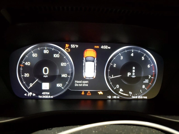 2020 Volvo XC40 Momentum z VIN YV4162UK9L2276791, wystawiony jako Copart lot #87115964 z przebiegiem 43 704 mil mil oraz Szkoda całkowita • Salvage title. Historia ofert i sprzedaży dostępna na DreamBid. Obrazek 9.
