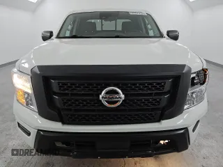 2022 Nissan Titan SV with VIN 1N6AA1EE5NN101277, listed as a Copart auction lot 88662965 with 39,179 mi miles and Clean title. Bid and sale history available at DreamBid. Image 5.