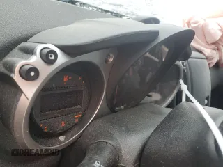 2017 Nissan 370Z z VIN JN1AZ4EH7HM952775, wystawiony jako Copart lot #81940704 z przebiegiem Nie podano mil oraz Szkoda całkowita • Salvage title. Historia ofert i sprzedaży dostępna na DreamBid. Obrazek 9.