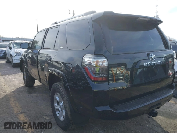 2023 Toyota 4Runner SR5 z VIN JTEMU5JR5P6180062, wystawiony jako IAAI lot #41089572 z przebiegiem 19 024 mil mil oraz . Historia ofert i sprzedaży dostępna na DreamBid. Obrazek 3.