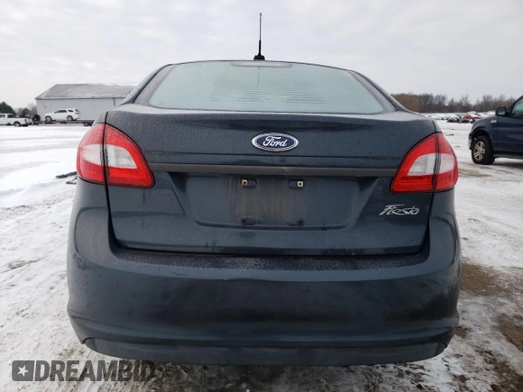 2011 Ford Fiesta S with VIN 3FADP4AJXBM175616, listed as a Copart auction lot 88286625 with 116,794 mi miles and Clean title. Bid and sale history available at DreamBid. Image 6.