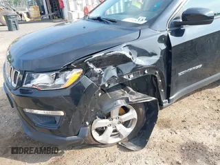 2021 Jeep Compass Latitude with VIN 3C4NJDBB7MT541189, listed as a IAAI auction lot 42429556 with 44,056 mi miles and . Bid and sale history available at DreamBid. Image 18.