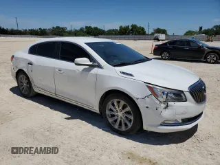 2016 Buick LaCrosse with VIN 1G4GA5G33GF200432, listed as a Copart auction lot 55570105 with 136,711 mi miles and Salvage title. Bid and sale history available at DreamBid. Image 4.
