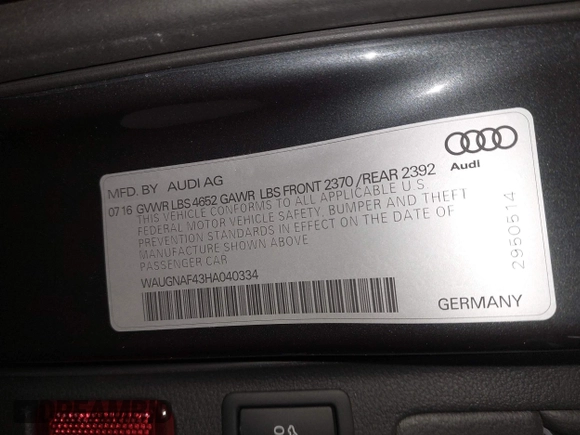 2017 Audi A4 Premium with VIN WAUGNAF43HA040334, listed as a IAAI auction lot 41947631 with 102,544 mi miles. Bid and sale history available at carsss.com. Image 9.