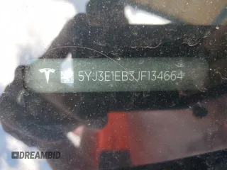 2018 Tesla Model 3 Long Range Battery z VIN 5YJ3E1EB3JF134664, wystawiony jako Copart lot #57288485 z przebiegiem Nie podano mil oraz Szkoda całkowita • Salvage title. Historia ofert i sprzedaży dostępna na DreamBid. Obrazek 12.