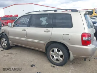 2006 Toyota Highlander w/3rd Row with VIN JTEEP21A960163299, listed as a IAAI auction lot 41179758 with 205,521 mi miles. Bid and sale history available at carsss.com. Image 14.
