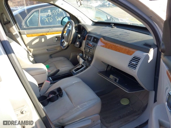 2007 Suzuki XL7 Luxury with VIN 2S3DB417376120344, listed as a IAAI auction lot 41766589 with 999,999 mi miles. Bid and sale history available at carsss.com. Image 5.