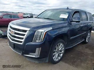 2019 Cadillac Escalade Luxury with VIN 1GYS3BKJXKR346874, listed as a IAAI auction lot 41212250 with 56,221 mi miles. Bid and sale history available at carsss.com. Image 18.