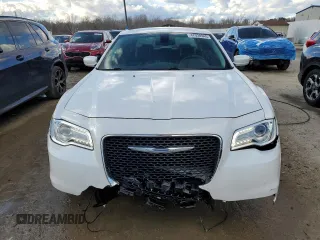 2015 Chrysler 300 Limited with VIN 2C3CCAAG5FH853816, listed as a Copart auction lot 47038945 with 122,051 mi miles and Non Repairable. Bid and sale history available at carsss.com. Image 5.