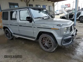 2024 Mercedes-Benz G 63 AMG z VIN W1NYC7HJ2RX514218, wystawiony jako Copart lot #50935875 z przebiegiem 11 137 mil mil oraz Szkody całkowita. Historia ofert i sprzedaży dostępna na DreamBid. Obrazek 4.