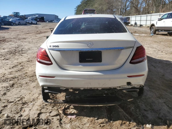 2018 Mercedes-Benz E-Class E 300 with VIN WDDZF4JB3JA479772, listed as a Copart auction lot 72808072 with 41,642 mi miles. Bid and sale history available at carsss.com. Image 6.