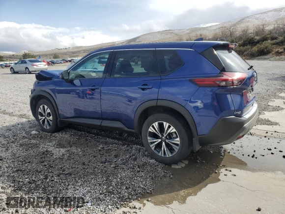 2021 Nissan Rogue SV z VIN 5N1AT3BB3MC829740, wystawiony jako Copart lot #51128825 z przebiegiem 28 277 mil mil oraz Szkoda całkowita • Salvage title. Historia ofert i sprzedaży dostępna na DreamBid. Obrazek 2.