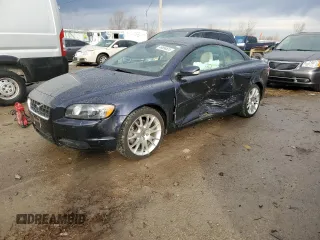 2006 Volvo C70 with VIN YV1MC68206J005018, listed as a Copart auction lot 46898525 with 117,424 mi miles and Salvage Title. Bid and sale history available at carsss.com. Image 1.
