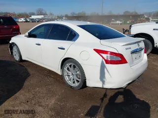 2011 Nissan Maxima 3.5 SV w/Sport Pkg with VIN 1N4AA5AP9BC869360, listed as a IAAI auction lot 41977873 with 122,837 mi miles. Bid and sale history available at carsss.com. Image 3.
