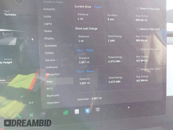 2024 Tesla Cybertruck z VIN 7G2CEHED5RA015790, wystawiony jako IAAI lot #41587683 z przebiegiem 5 867 mil mil oraz . Historia ofert i sprzedaży dostępna na DreamBid. Obrazek 7.