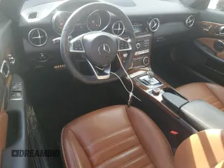 2018 Mercedes-Benz SLC 300 z VIN WDDPK3JA0JF151653, wystawiony jako Copart lot #85726674 z przebiegiem 25 147 mil mil oraz Szkoda całkowita • Salvage title. Historia ofert i sprzedaży dostępna na DreamBid. Obrazek 8.
