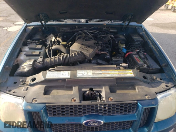 2002 Ford Explorer Sport Trac Value с VIN 1FMZU77E82UB57627, выставлен на аукционе Copart как лот 57095915 с пробегом 200 014 миль миль и Списание • Salvage title. История ставок и продаж доступна на DreamBid. Изображение 11.