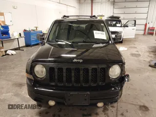 2014 Jeep Patriot Limited z VIN 1C4NJRCB0ED928766, wystawiony jako IAAI lot #42437880 z przebiegiem 135 443 mil mil oraz . Historia ofert i sprzedaży dostępna na DreamBid. Obrazek 13.