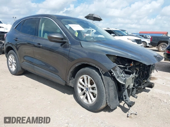 2020 Ford Escape SE z VIN 1FMCU0G61LUB95997, wystawiony jako IAAI lot #42687641 z przebiegiem 80 125 mil mil oraz . Historia ofert i sprzedaży dostępna na DreamBid. Obrazek 1.