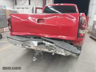 2004 Chevrolet Silverado 1500 Work Truck with VIN 1GCEC19X14Z201765, listed as a IAAI auction lot 41797614 with 300,991 mi miles. Bid and sale history available at carsss.com. Image 6.