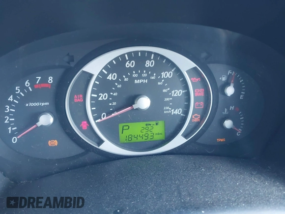 2006 Hyundai Tucson GLS with VIN KM8JN12DX6U450246, listed as a IAAI auction lot 41276888 with 184,493 mi miles. Bid and sale history available at carsss.com. Image 7.